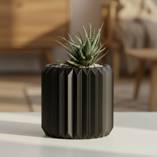 Ribbed Triangle planter pot (Only pot)