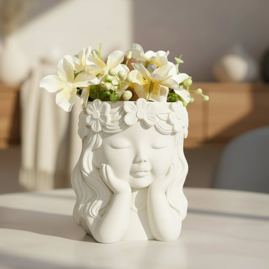 Little Girl Planter (Only pot)