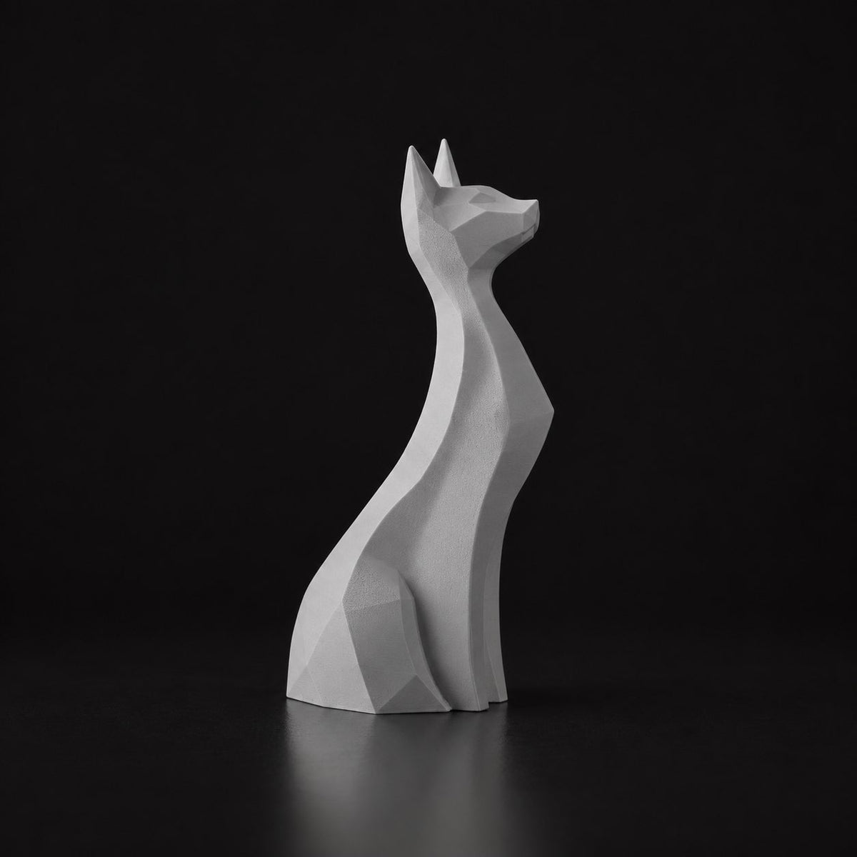 Graceful Cat Sculpture – Elegance and Mystery — Gray
