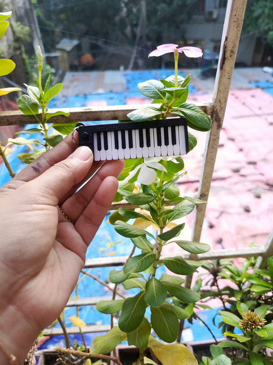 Piano keychain