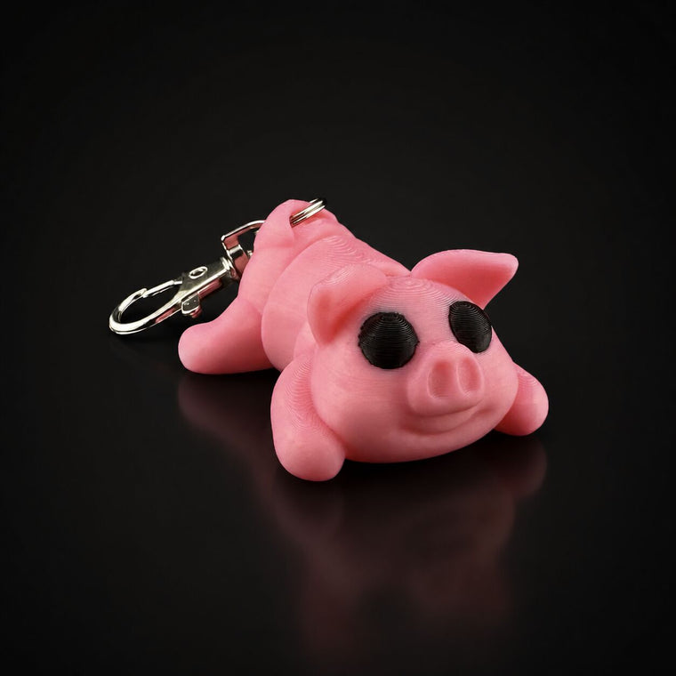 Pig with black eyes keychain keychain