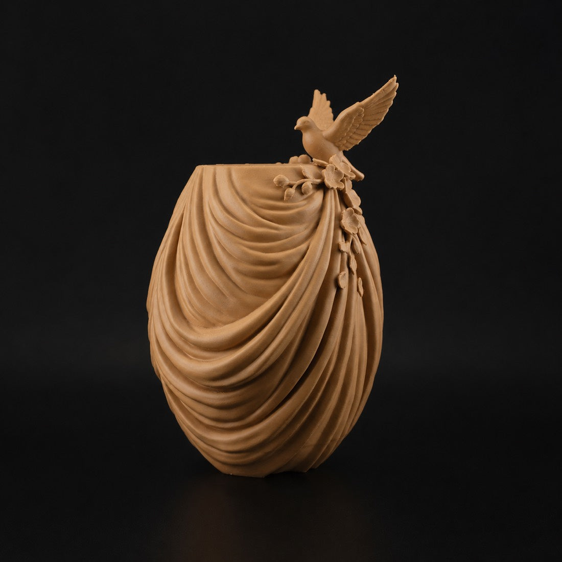 Floral Vase with Dove Caramel