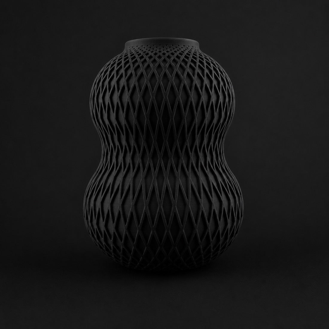 Geometric Facet Vase Black