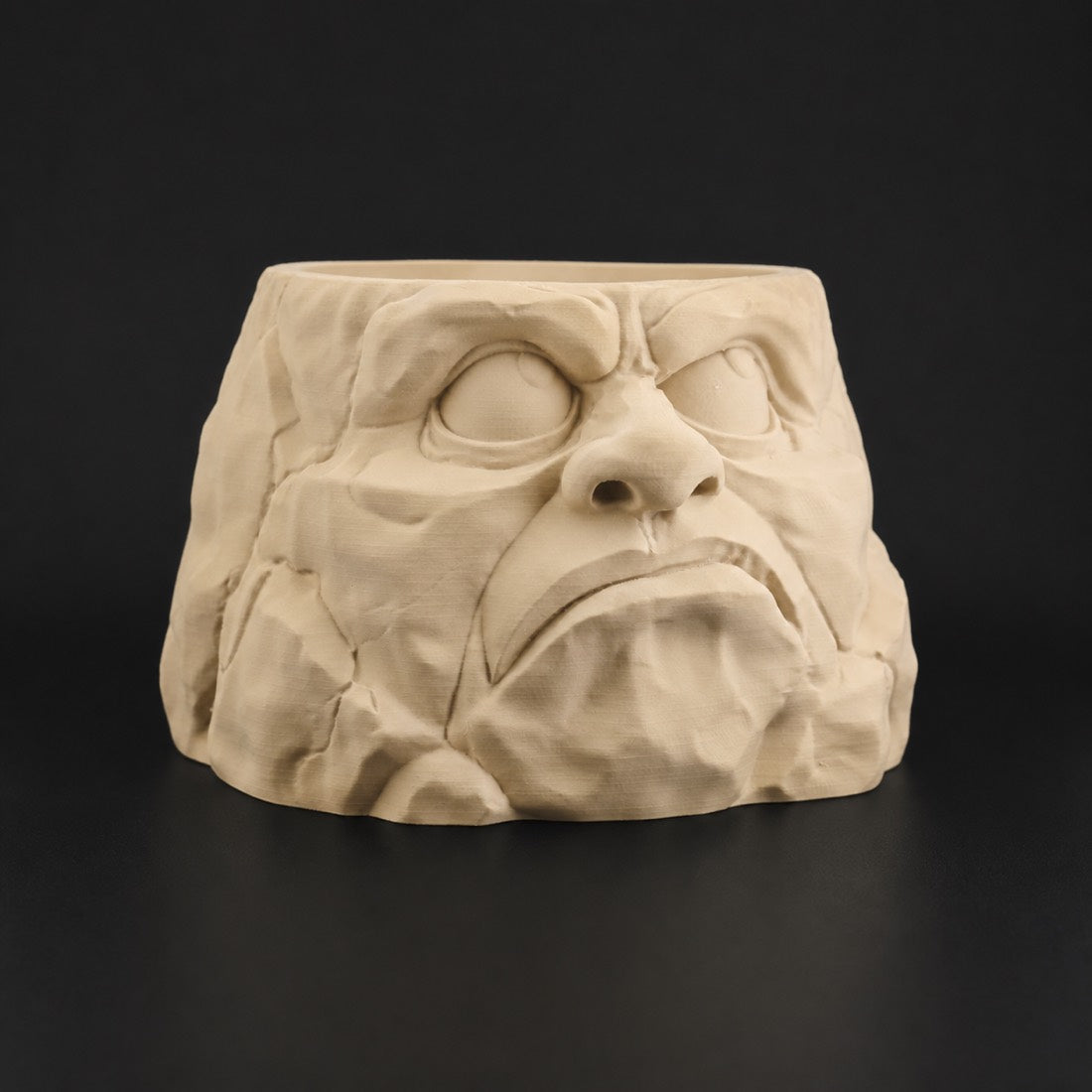 Grumpy Planter in Desert Tan finish