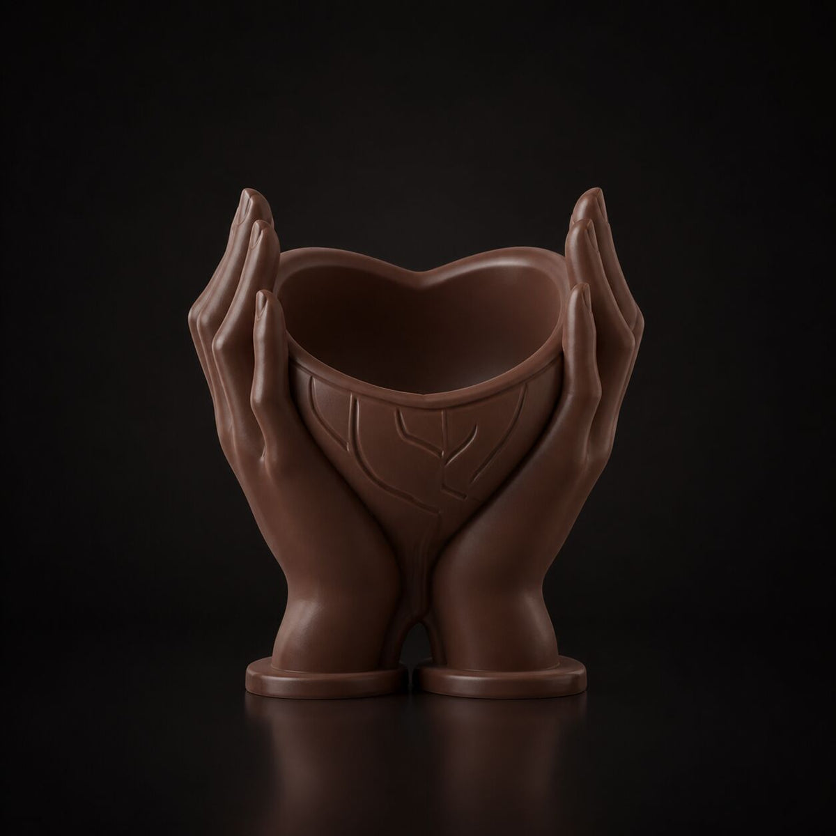 Heart Holding Planter Cocoa Brown