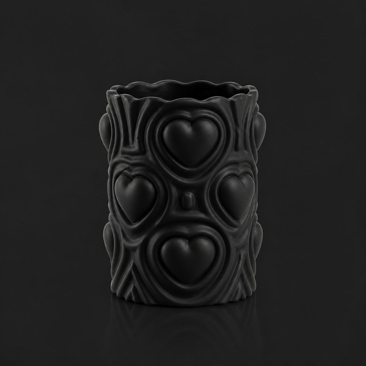 Heartbeat Rhythm Vase Black