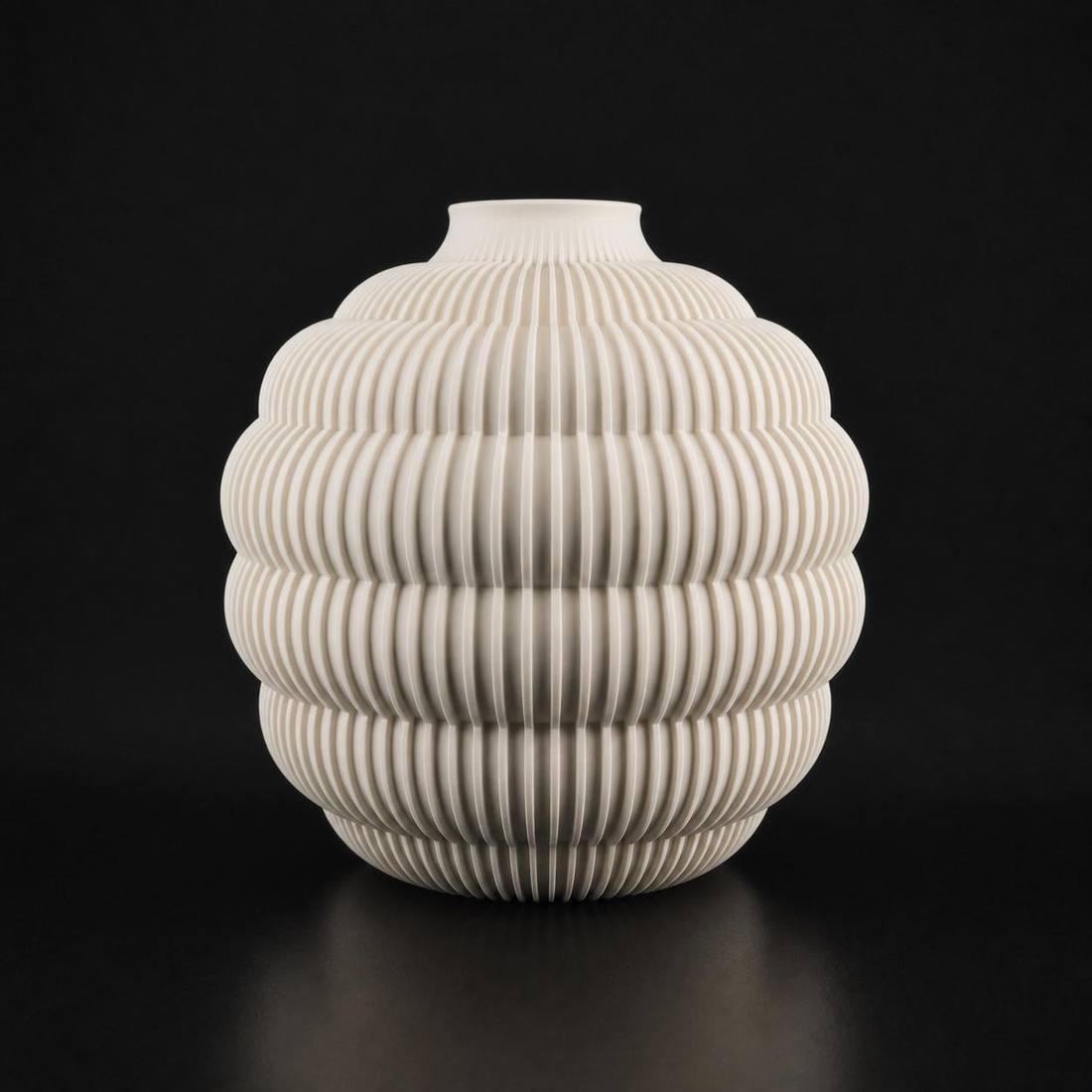 Hive vase Bone White