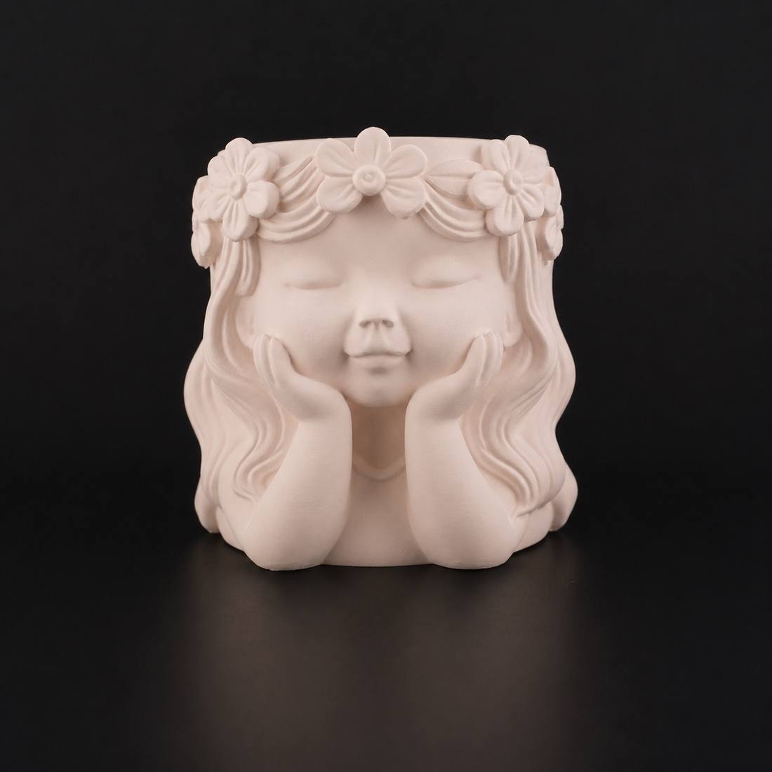 Little Girl Planter Matte Beige
