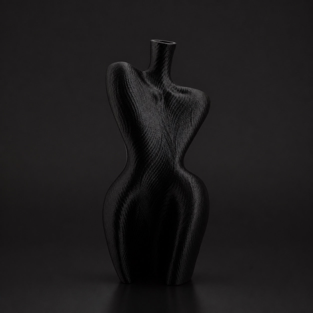 Organic Curved Vase black