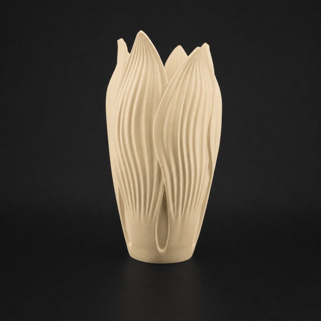 Petal Vase desert-tan