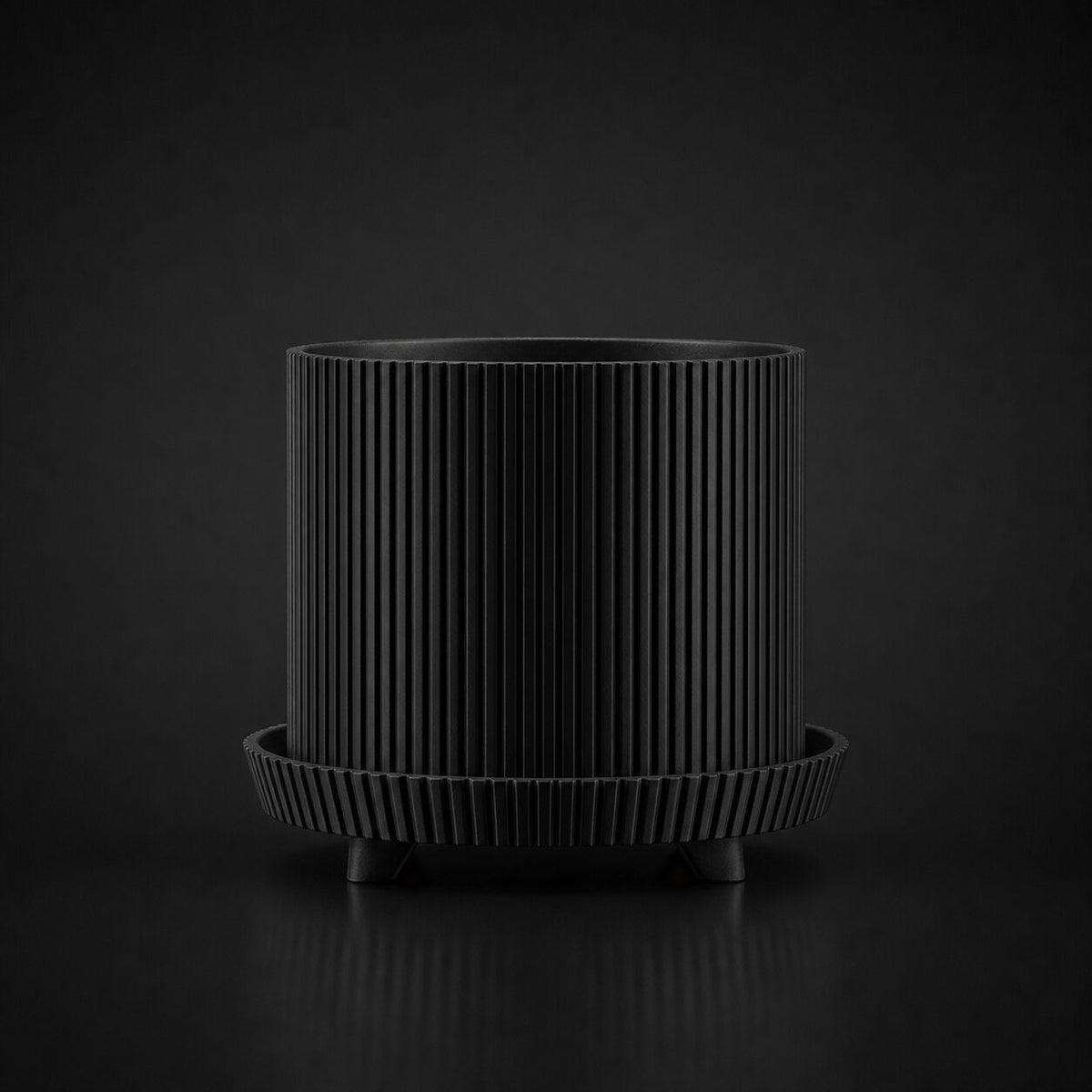 Ribbed Planter Pot with Legs Black