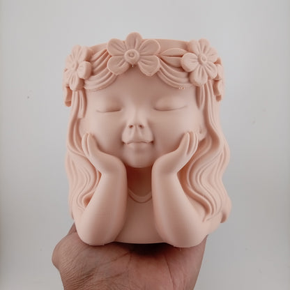 Little Girl Planter (Only pot)