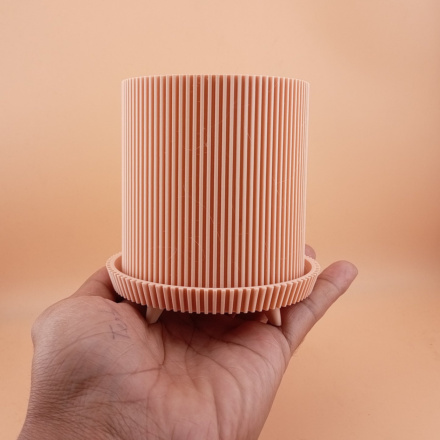 Ribbed Planter Pot with Legs (Only pot)