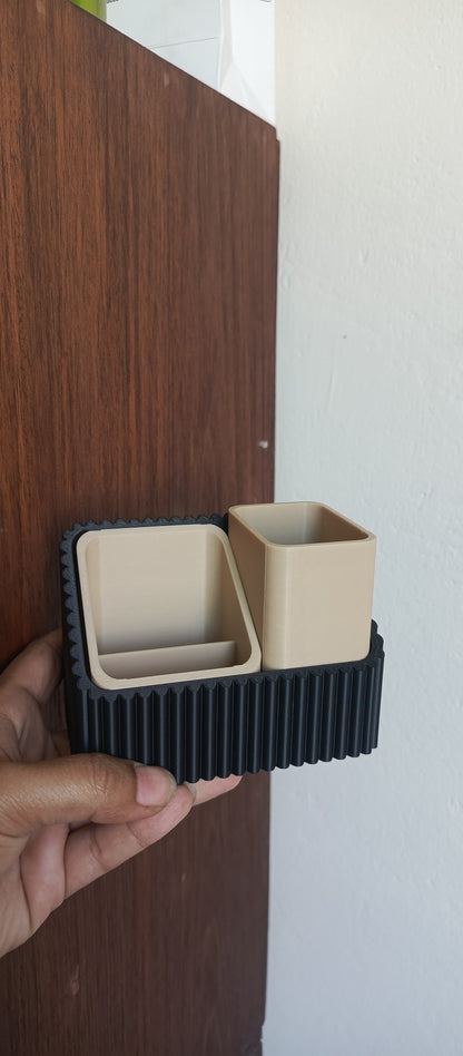 Pen Holder
