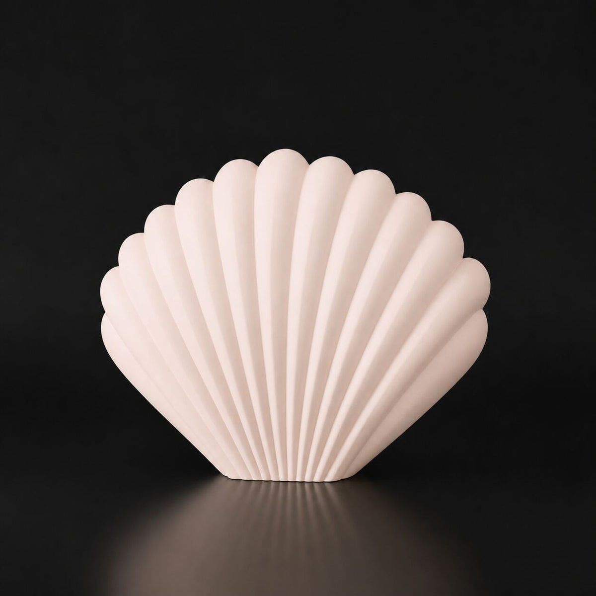 Shell Vase Matte Beige