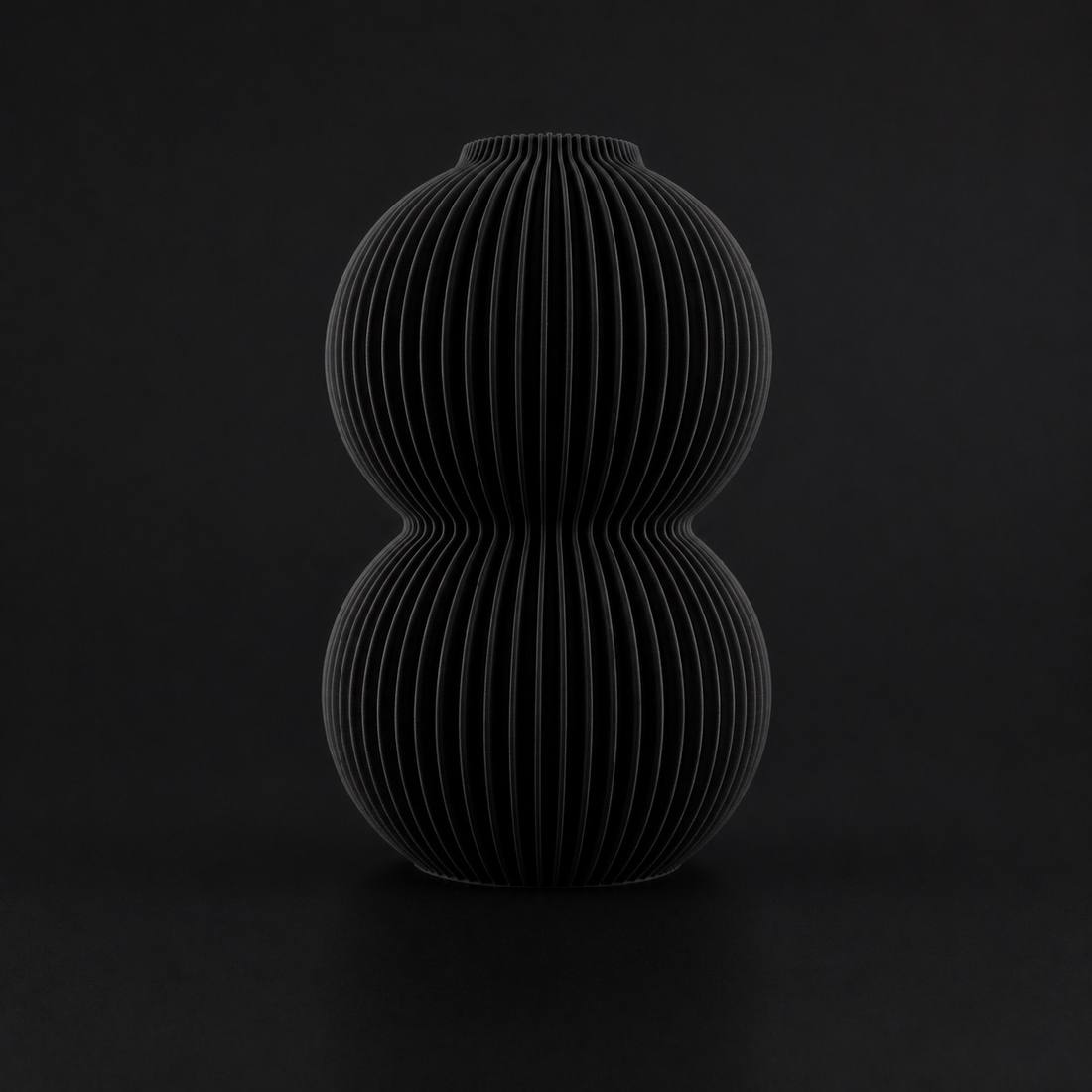 Sierra Vase black