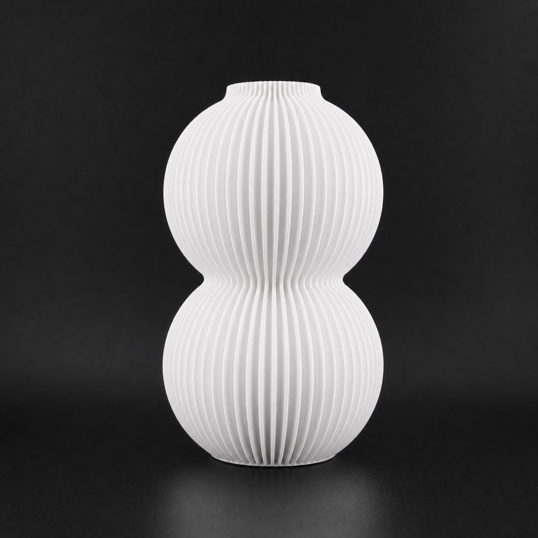 Sierra Vase white