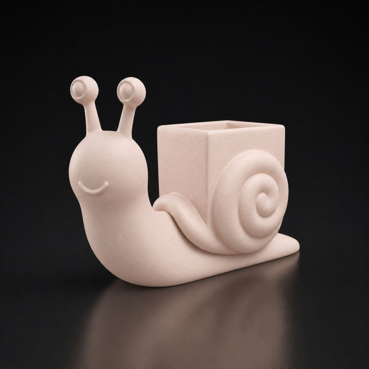 Snail Pen Holder in Matte Beige