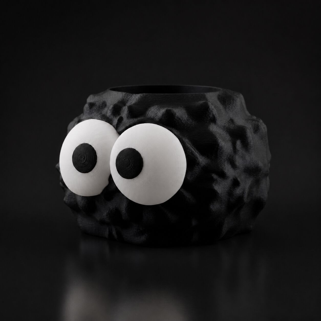 Soot Sprite Pen Holder in Black