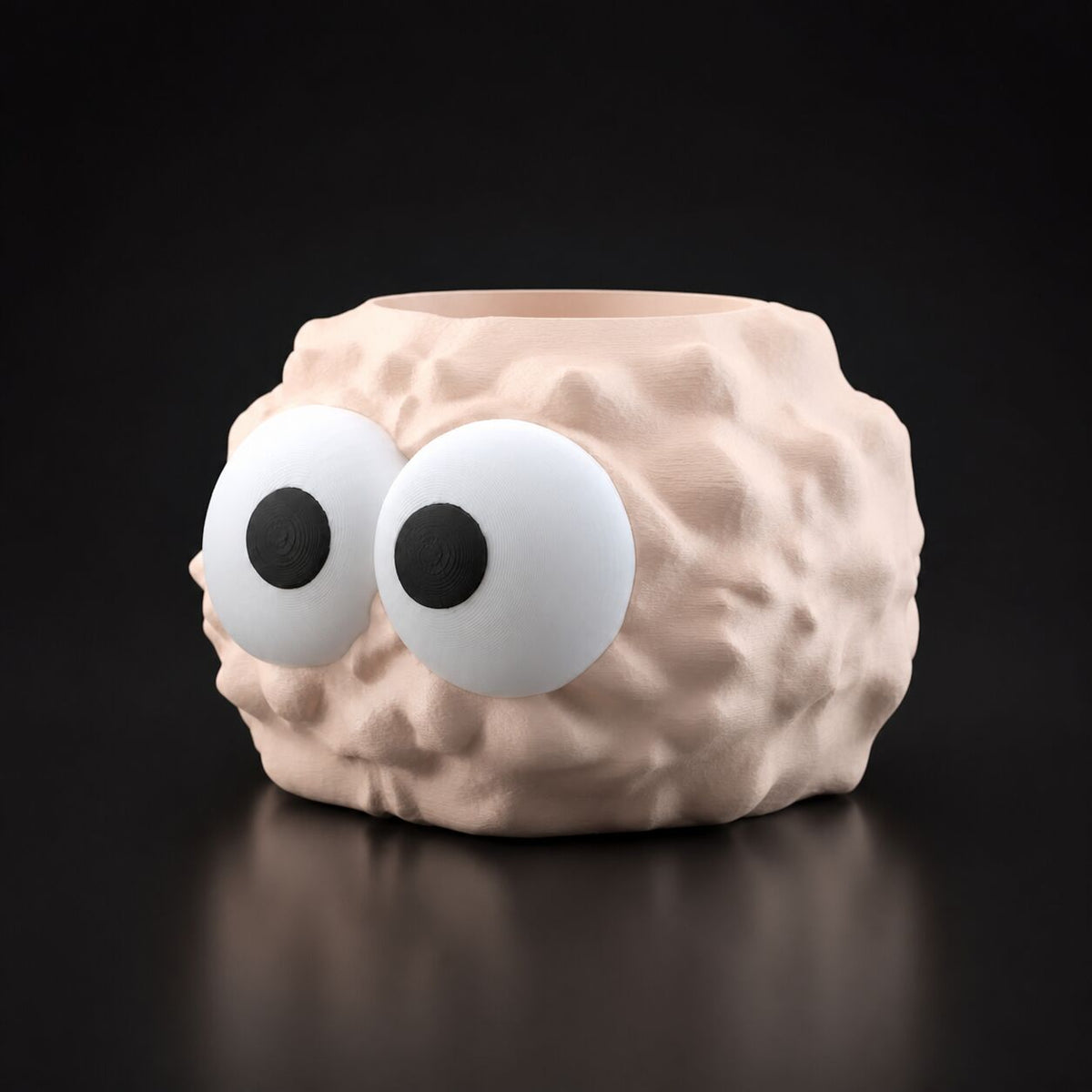 Soot Sprite Pen Holder in Matte Beige
