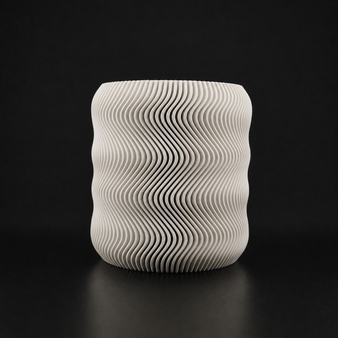 Swrill Planter Bone White