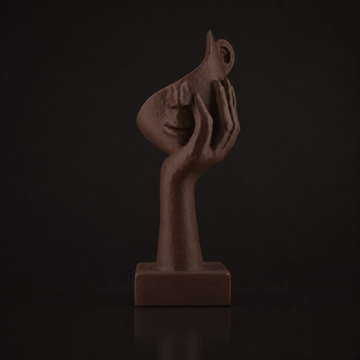 Thinker Mask cocoa-brown