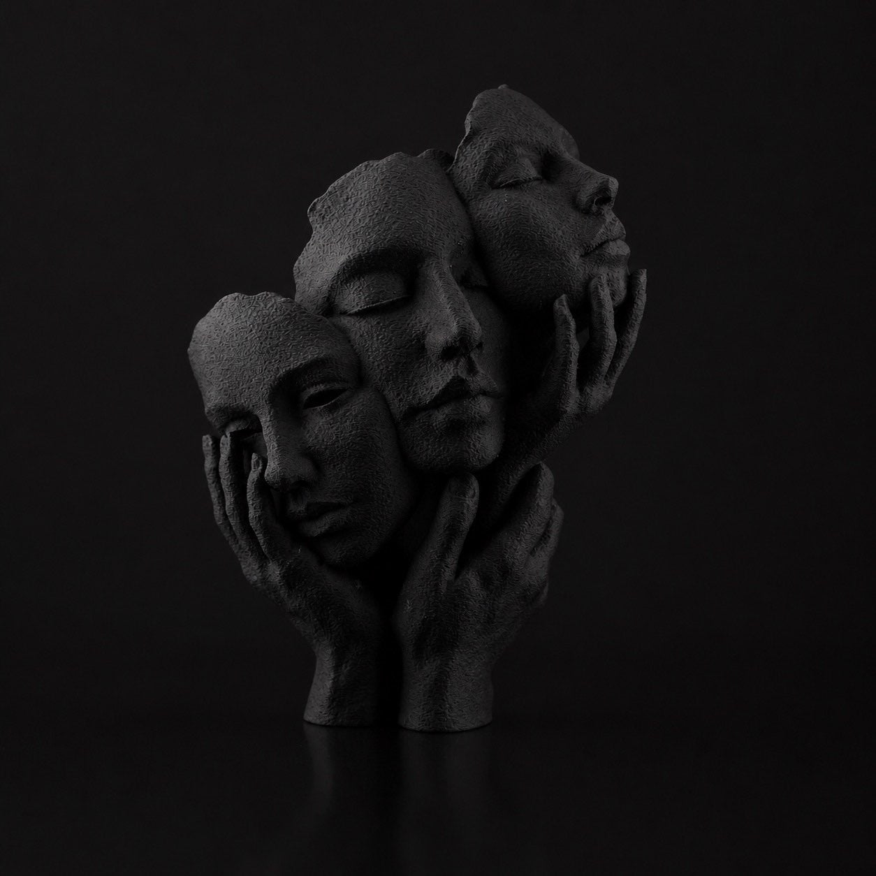 Tres sculpture in Black finish