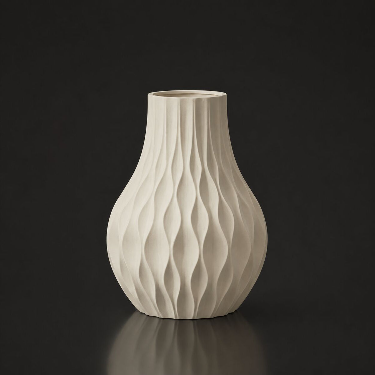 Wavy vase Bone White
