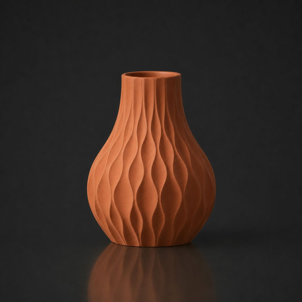Wavy vase Terracotta